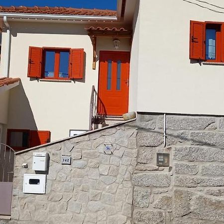 Albergue De Moes - Casa Do Ladrilho Eksteriør bilde